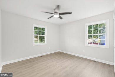 4912 Rocky Spring Ln, Bowie, MD 20715 - photo 7