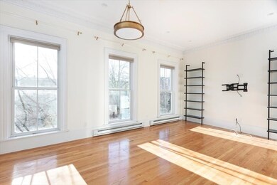 65 Worcester St unit 3, Boston, MA 02118 - photo 2