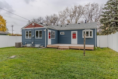 4655 Chatham Rd NE, Columbia Heights, MN 55421 - photo 7