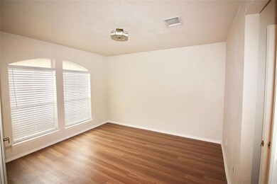 321 Wintergreen Ct, Weatherford, TX 76085 - photo 3