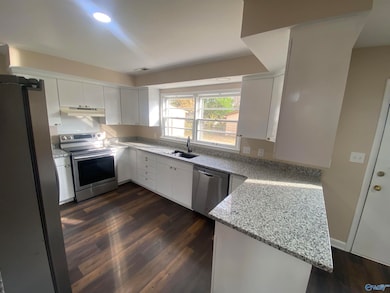 1601 12th St SE, Decatur, AL 35601 - photo 6