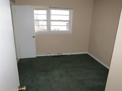 107 Gary Ct, Jacksonville, NC 28546 - photo 6