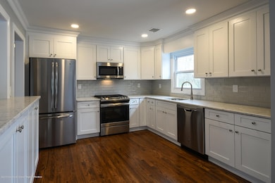 18 Marland Ln, Tinton Falls, NJ 07724 - photo 3