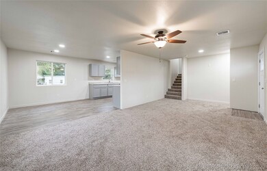 1003 NE 1st St, Pryor, OK 74361 - photo 5