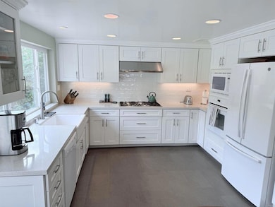 3515 Calle Gavanzo, Carlsbad, CA 92009 - photo 7