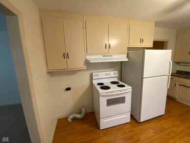 215 S 4th Ave, Beech Grove, IN 46107 - photo 6