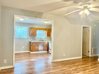 89 Stanley Dr, Crawfordville, FL 32327 - photo 4