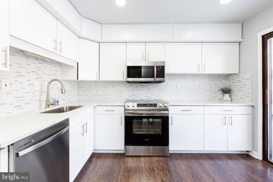 1654 Valencia Way, Reston, VA 20190 - photo 7