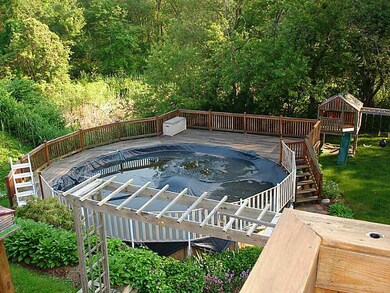 Yard/Garden.
