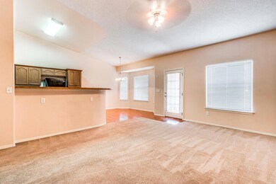 558 River Valley St, El Paso, TX 79915 - photo 4
