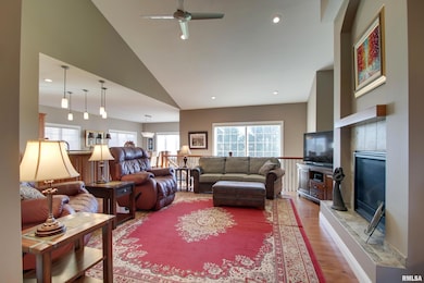 1707 S 47th St, Quincy, IL 62305 - photo 5