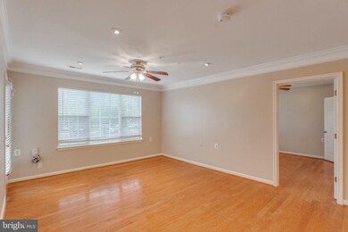 12471 Hayes Ct unit 103, Fairfax, VA 22033 - photo 5
