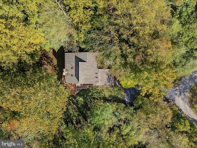 812 Richardson Dr, Harwood, MD 20776 - photo 5