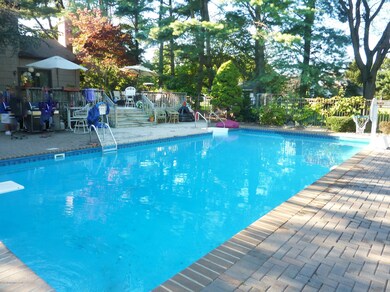 13 Rambling Brook Dr, Holmdel, NJ 07733 - photo 2