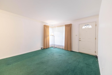 3256 S Stella Ct, Trenton, MI 48183 - photo 4