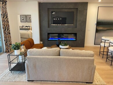 Handley Greatroom b