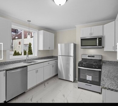 28 Borden St unit 1, New Bedford, MA 02740 - photo 3