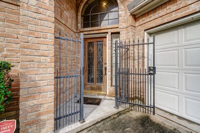 7902 Oakwood Hollow St, Houston, TX 77040 - photo 4