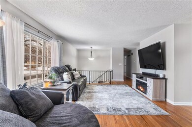 7228 Reeder St, Shawnee, KS 66203 - photo 6