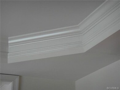 Beautiful moulding details!