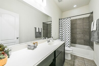 3916 Anzac Dr, Pearland, TX 77584 - photo 6