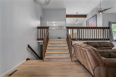 8652 Greenway Ln, Lenexa, KS 66215 - photo 6