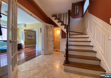 20 Hudson Ave, Ridgefield Park, NJ 07660 - photo 2