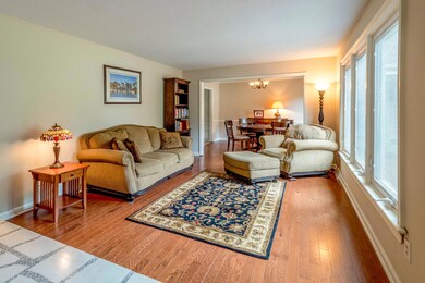 1522 N Pinebark-6