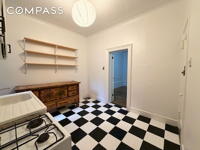 562 7th St unit 4, New York City, NY 11215 - photo 3