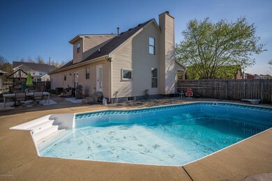 9000 Fox Chase Rd, Louisville, KY 40228 - photo 3