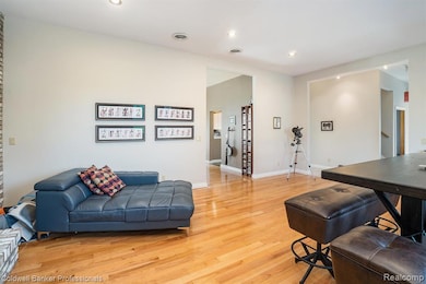 3972 Chevron Dr, Highland, MI 48356 - photo 7