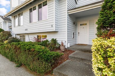 1121 SW Barrington Dr unit 3, Oak Harbor, WA 98277 - photo 3