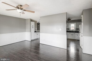 118 Somerset Dr, Stephens City, VA 22655 - photo 2