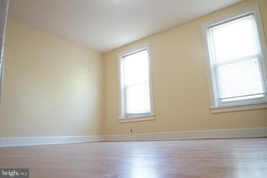 810 S 6th St unit B, Camden, NJ 08103 - photo 5
