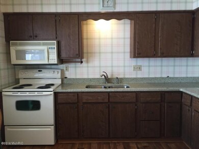 711 Forest St, Marshall, MI 49068 - photo 7