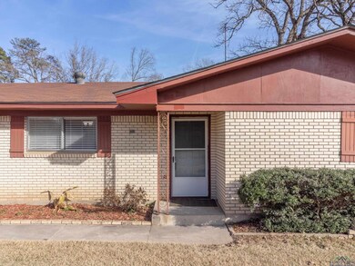 100 Crestwood Dr, Longview, TX 75601 - photo 2