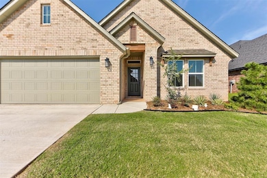 3405 Slate River Dr, Yukon, OK 73099 - photo 3