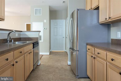 22655 Blue Elder Terrace unit 101, Ashburn, VA 20148 - photo 5