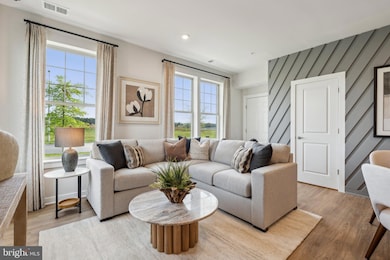 1043 Inferno Terrace SE, Leesburg, VA 20175 - photo 2