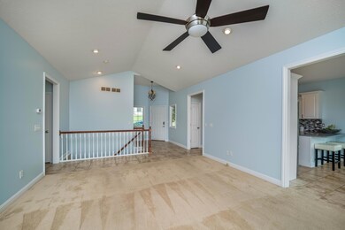 4110_Winding_Way_05