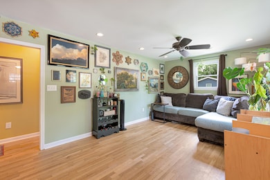 1549NAvalon.NicoleBurbagePhoto-15