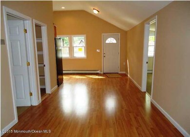 Hallway2.jpg