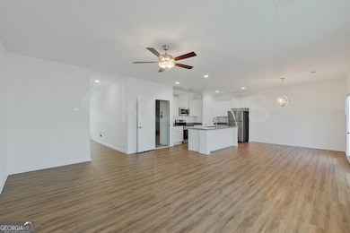 111 English Oak Ln, Warner Robins, GA 31093 - photo 3