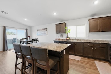 1262 Allegiance Ave, Hemet, CA 92543 - photo 4