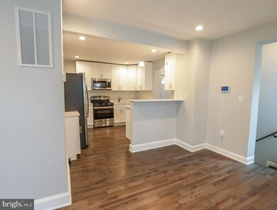 904 Elfin Ave, Capitol Heights, MD 20743 - photo 6