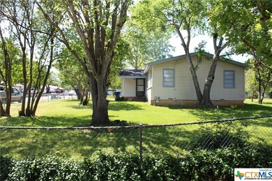 2402 Post Oak Ave, Copperas Cove, TX 76522 - photo 2