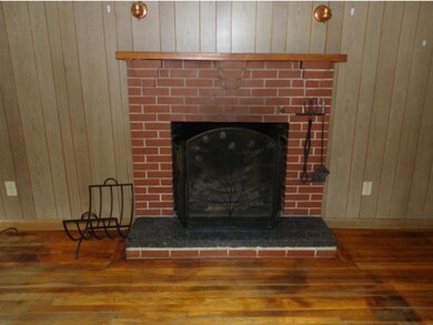 851 Salmon Falls Rd, Rochester, NH 03868 - photo 4