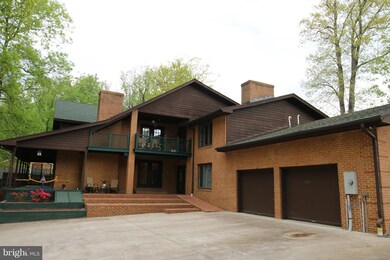 302 Wolf Hill Rd, Harpers Ferry, WV 25425 - photo 4