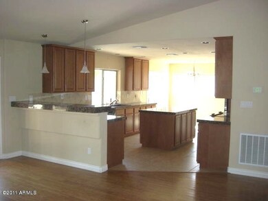 2335 W Nopal Ave unit 5, Mesa, AZ 85202 - photo 2