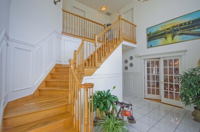 003_FOYER